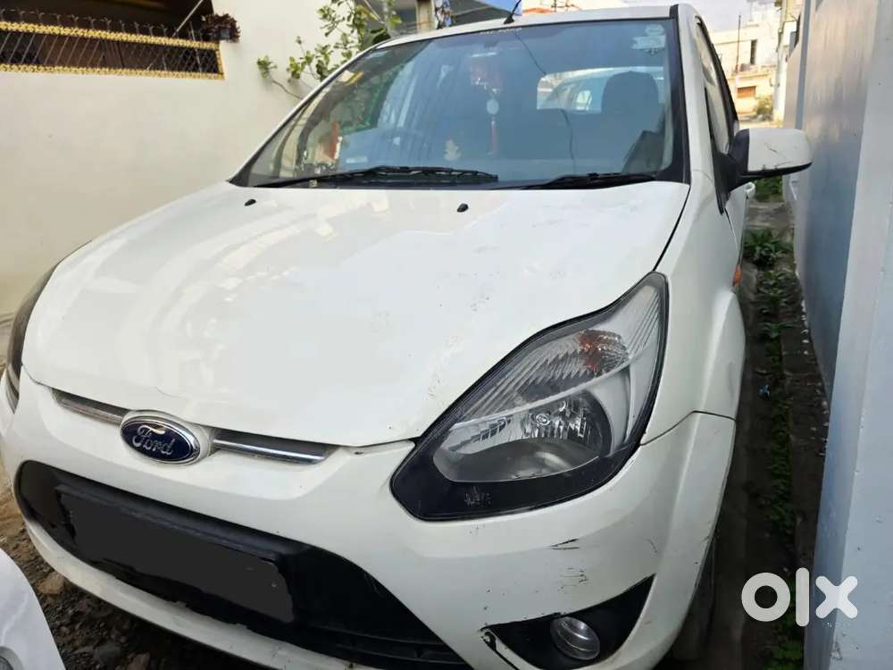 Ford Figo White For Sale-urgent