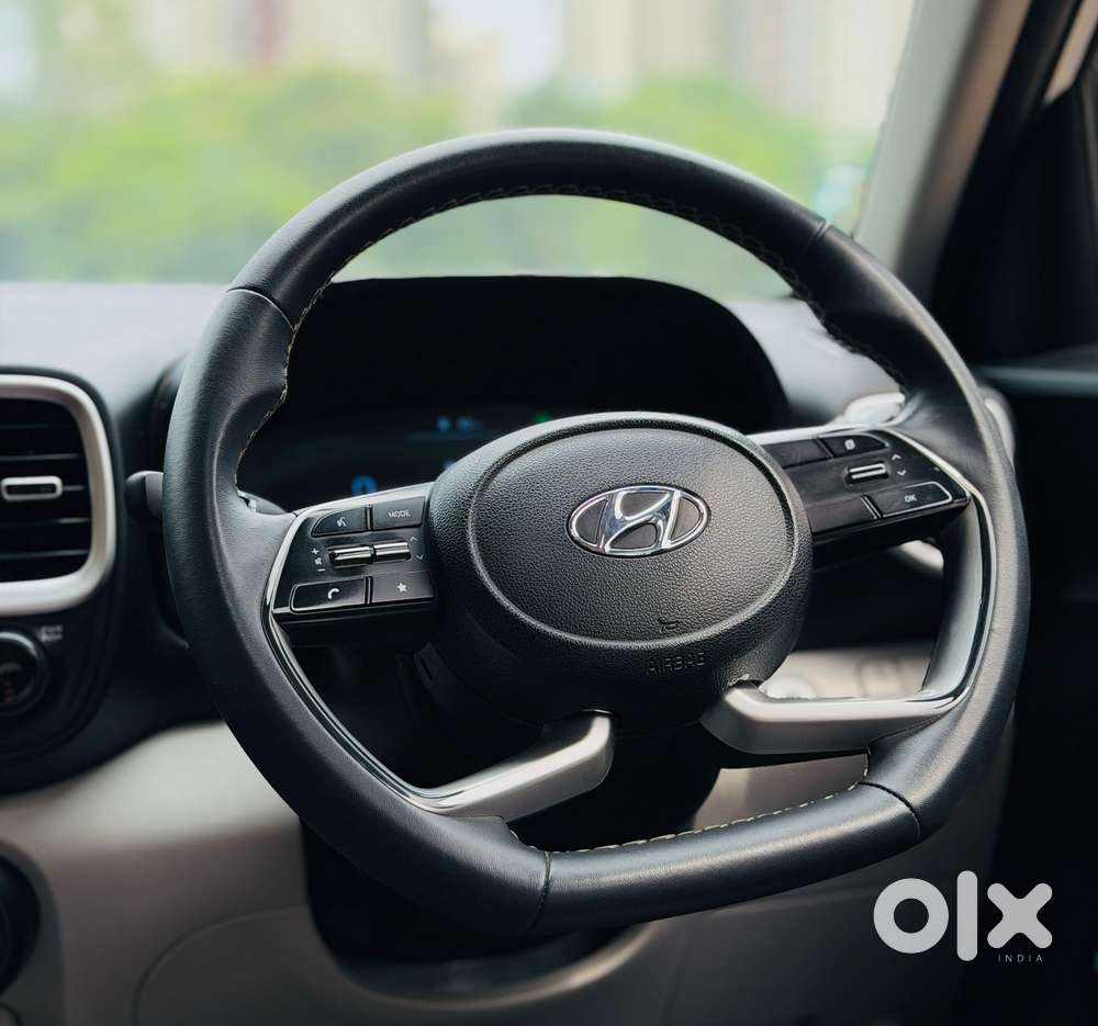 Hyundai Venue Sx Mt, 2024, Petrol