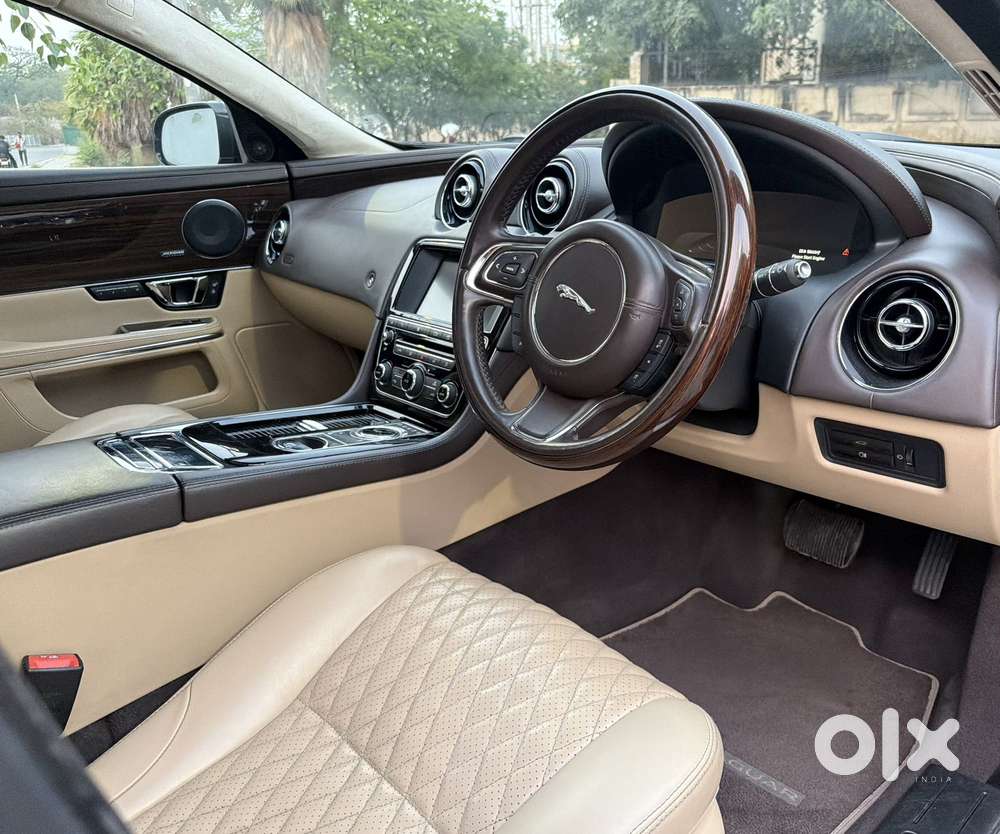 Jaguar Xj 2.0l Portfolio, 2017, Petrol