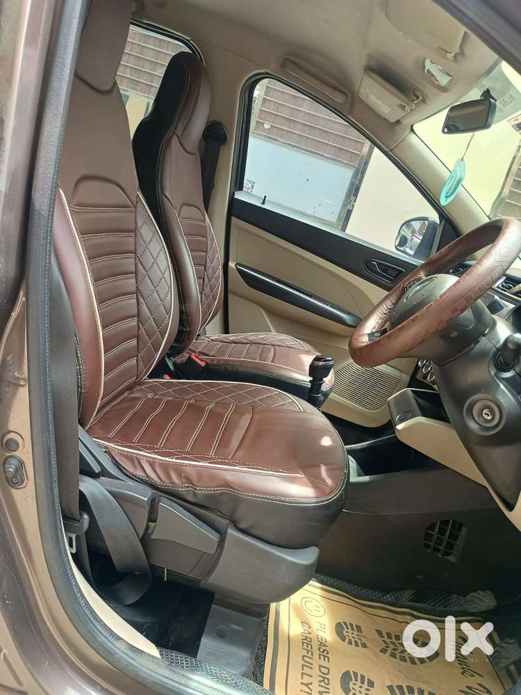 Renault Triber Rxt, 2022, Petrol