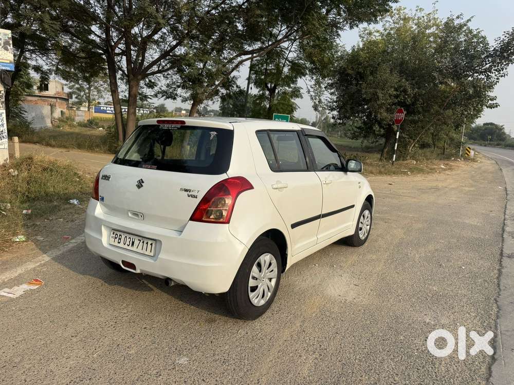 Maruti Suzuki Swift Vdi Bsiii, 2010, Diesel
