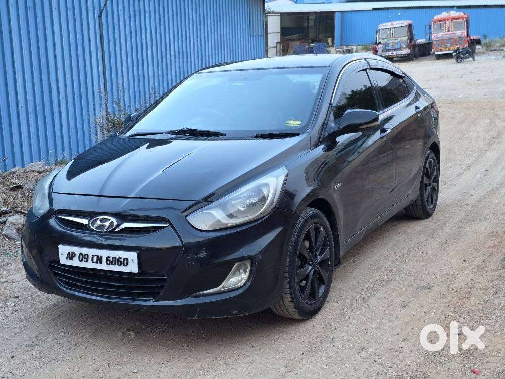 Hyundai Verna Fluidic 1.6 Crdi Sx Opt, 2012, Diesel