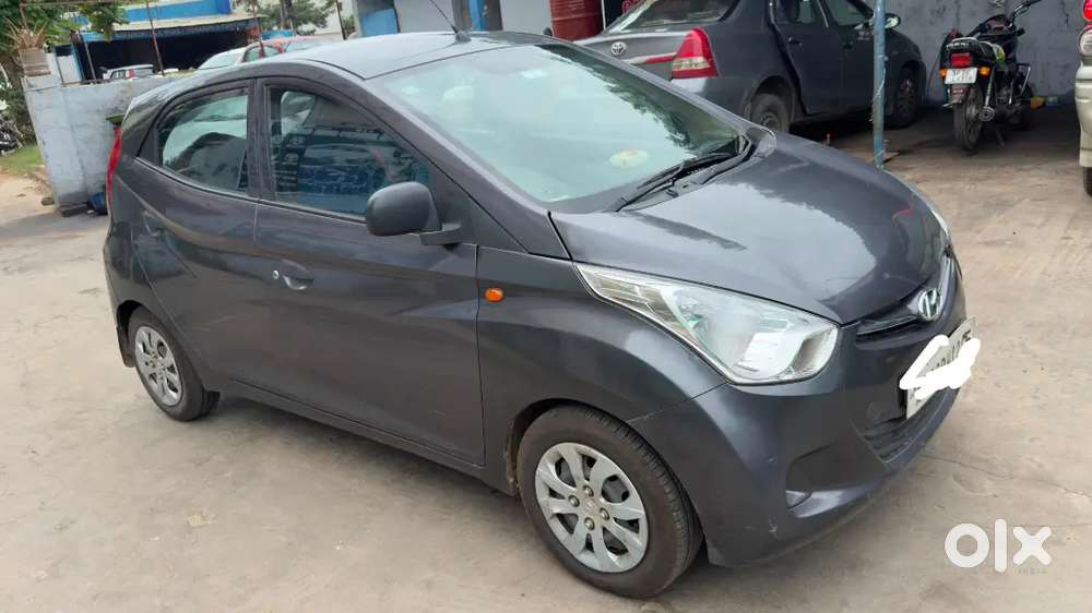 Hyundai Eon Magna+ 2015 Petrol Manual