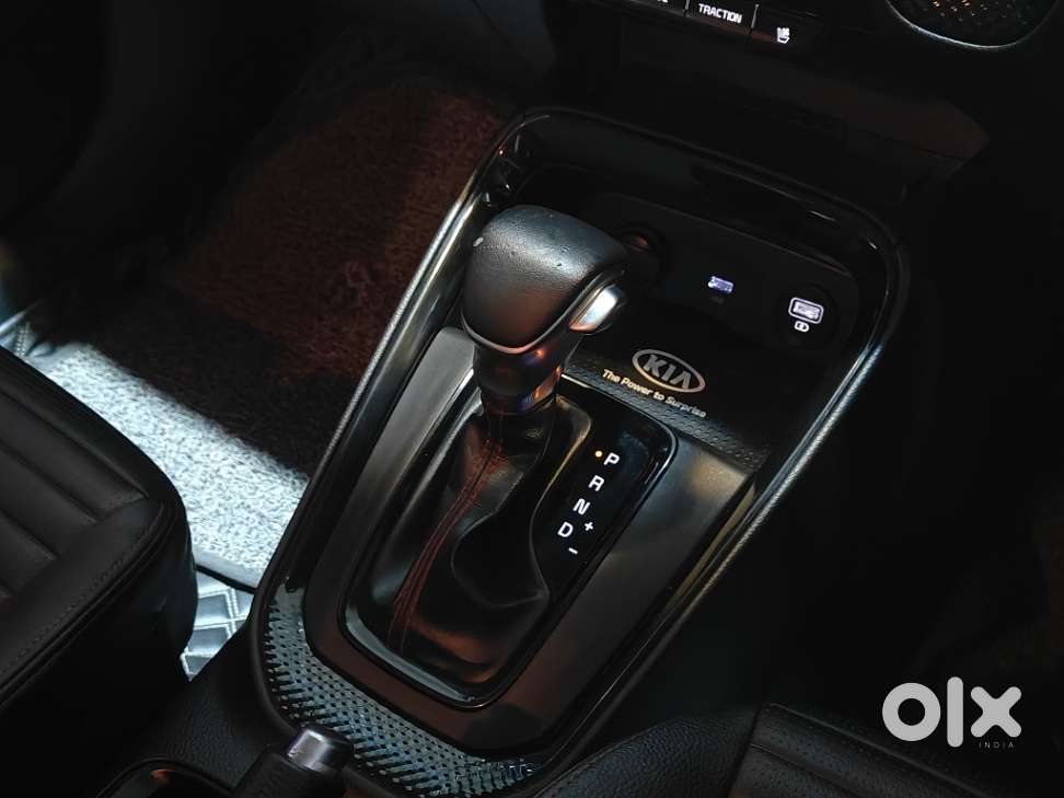 Kia Sonet Gtx Plus Dct, 2021, Petrol