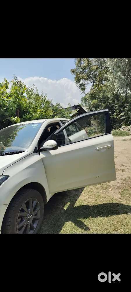 Hyundai I20 2019 Petrol 95000 Km Driven