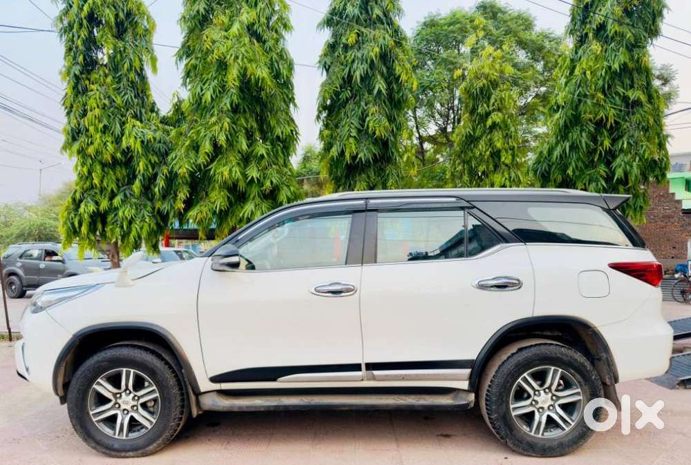 Toyota Fortuner 4x2 At 2.8 Diesel, 2017, Diesel