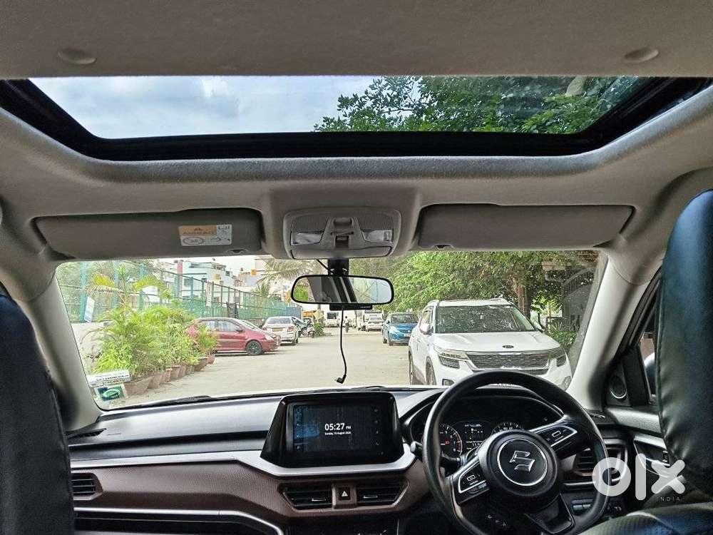 Maruti Suzuki Brezza 1.5 Zxi Smart Hybrid, 2022, Petrol