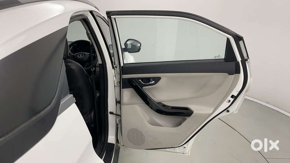 Tata Nexon 1.2 Revotron Xz Plus, 2020, Petrol
