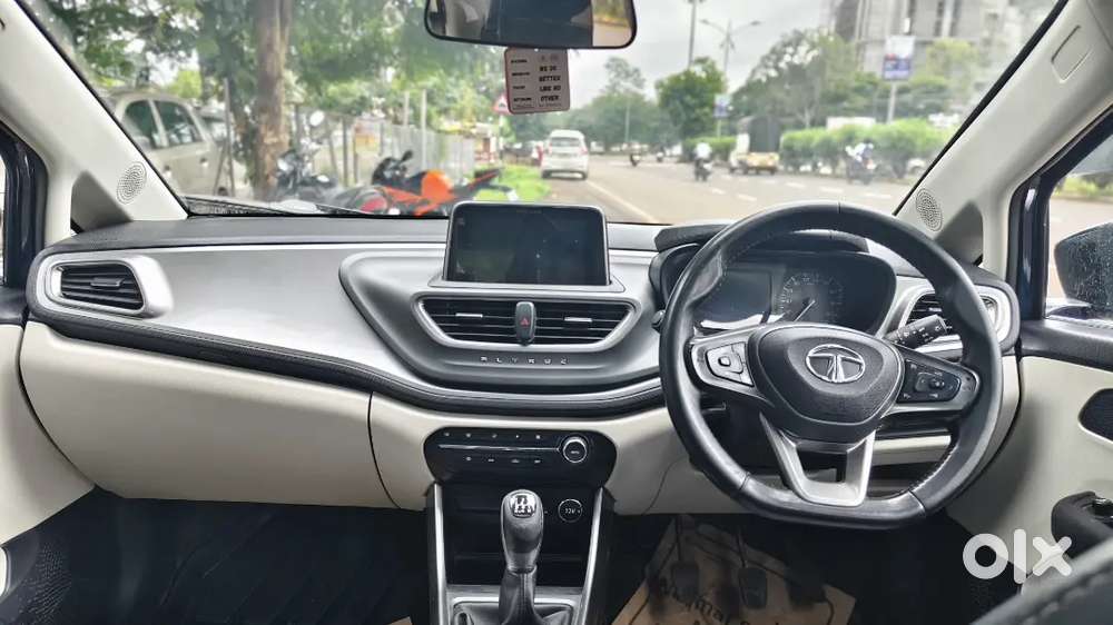 Tata Altroz 2023 Diesel 93000 Km Driven