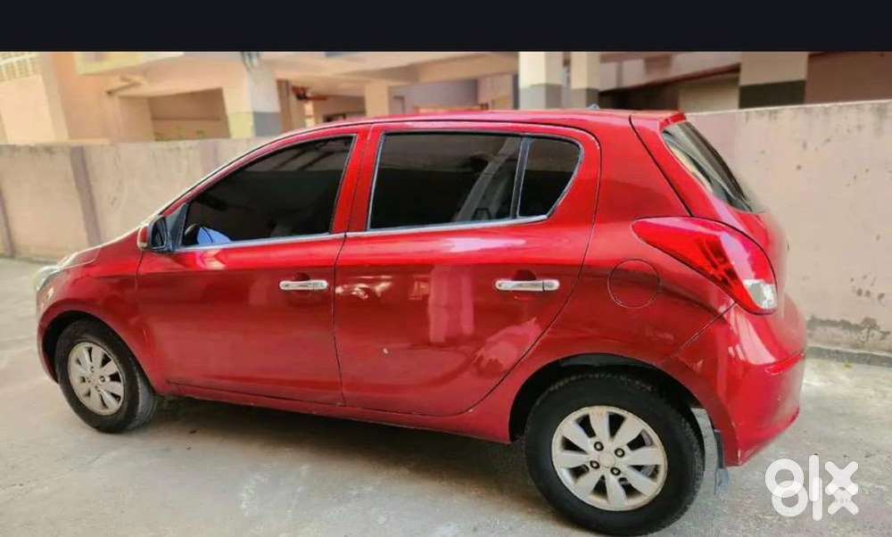 Hyundai 2012 Car With 73000 Km