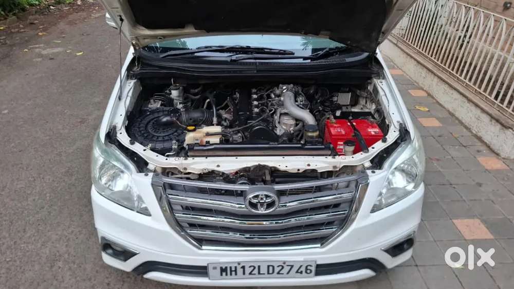 Toyota Inova Singal Owner 8 Sitar,2014 Top Modal Milk White Caler,km 1