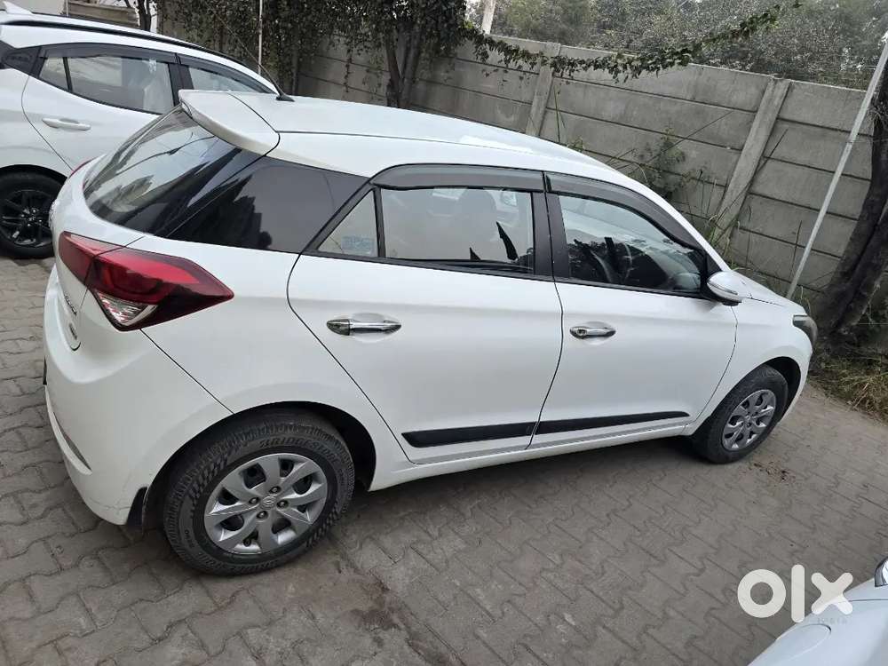 Elite I20 Sports Diesel Dec 17 Model Good Condition Full Ins Upto 27