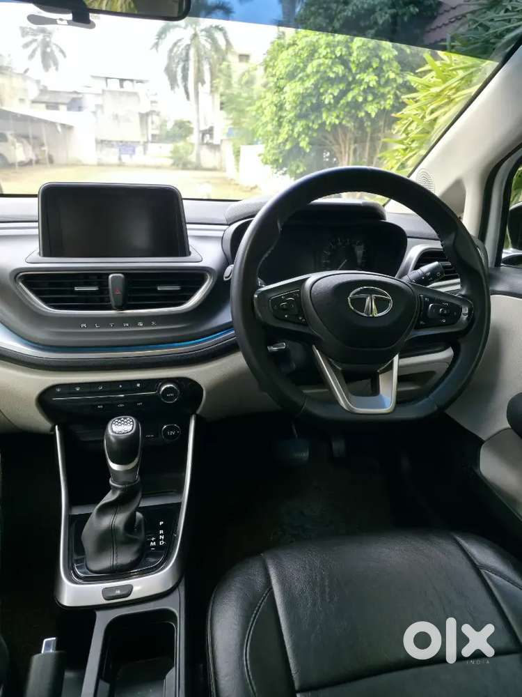 Tata Altroz 2023 Xza