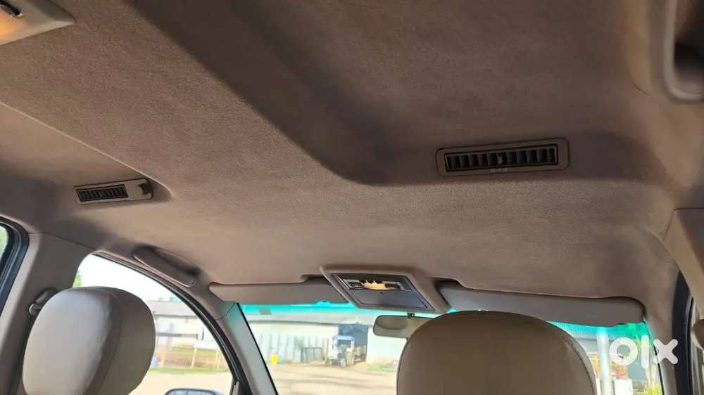 Power Full 8 Siter Car In Lowest Price Best Family Car