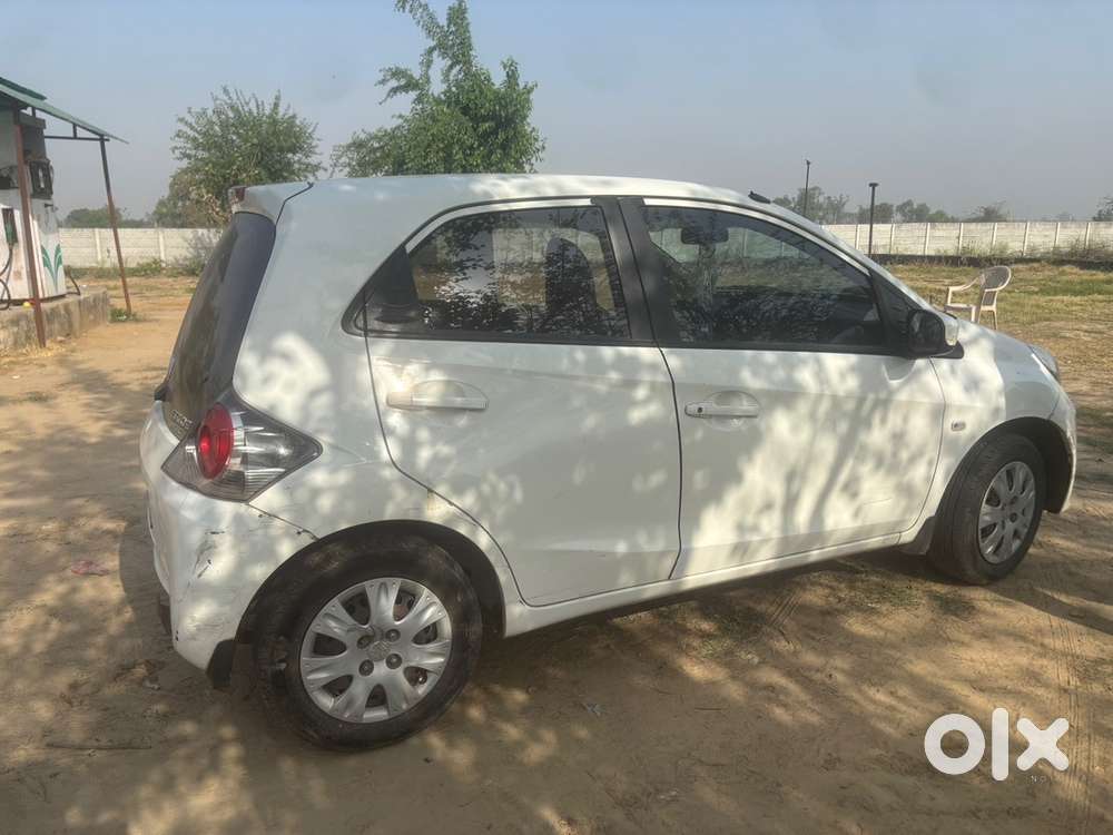 Honda Brio Petrol 2013