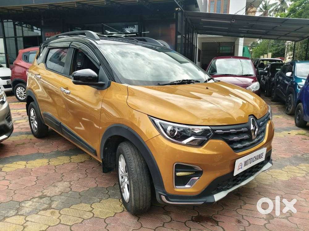 Renault Triber Rxt, 2022, Petrol