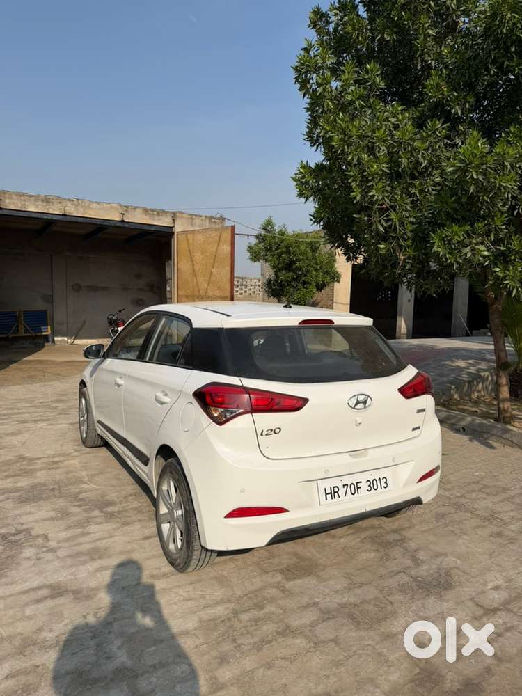 Hyundai I20 2015 Diesel 56000 Km Driven