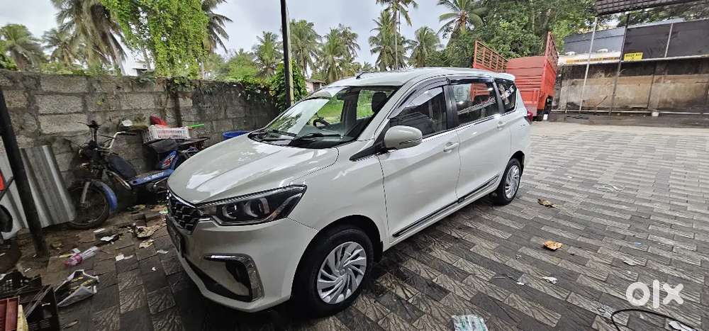Maruti Suzuki Ertiga 2023 Cng & Hybrids For Sale