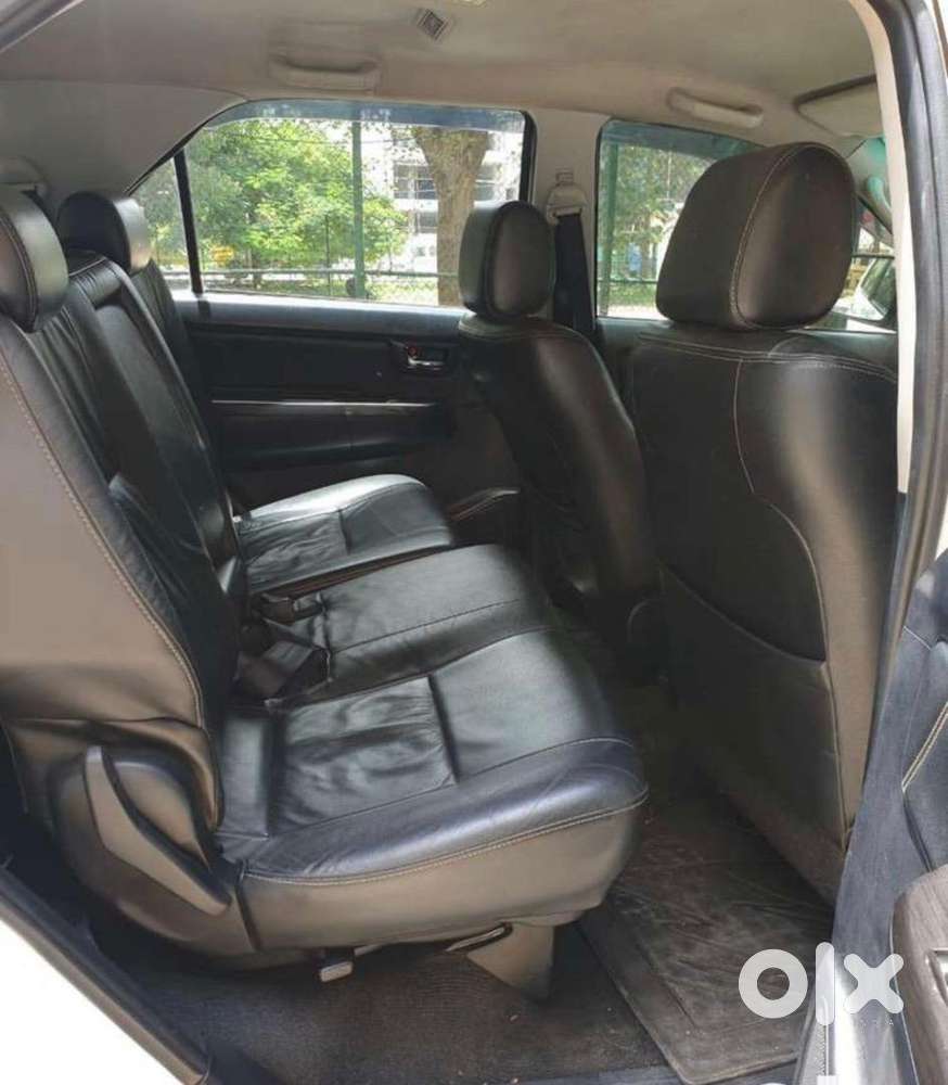 Toyota Fortuner 2015-2016 Diesel Well Maintained