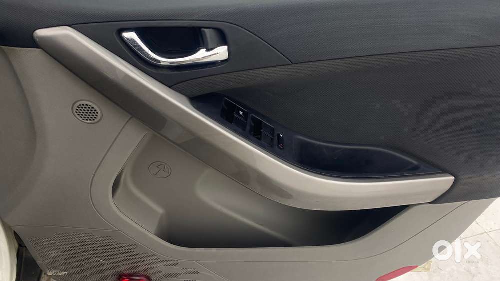 Tata Nexon 1.5 Revotorq Xz Plus Dual Tone, 2019, Diesel