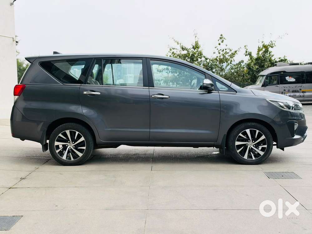Toyota Innova Crysta [2020-ongoing] 2.4 Zx At 7 Str, 2022, Diesel