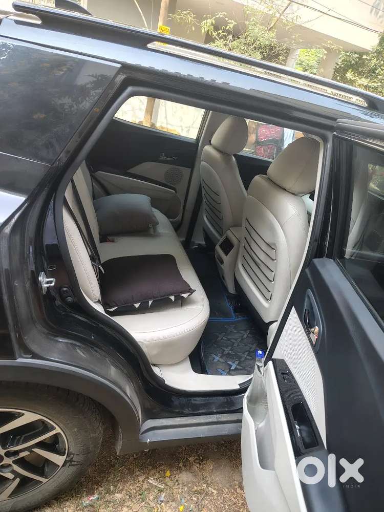 Mahindra Xuv400 Ev 2025