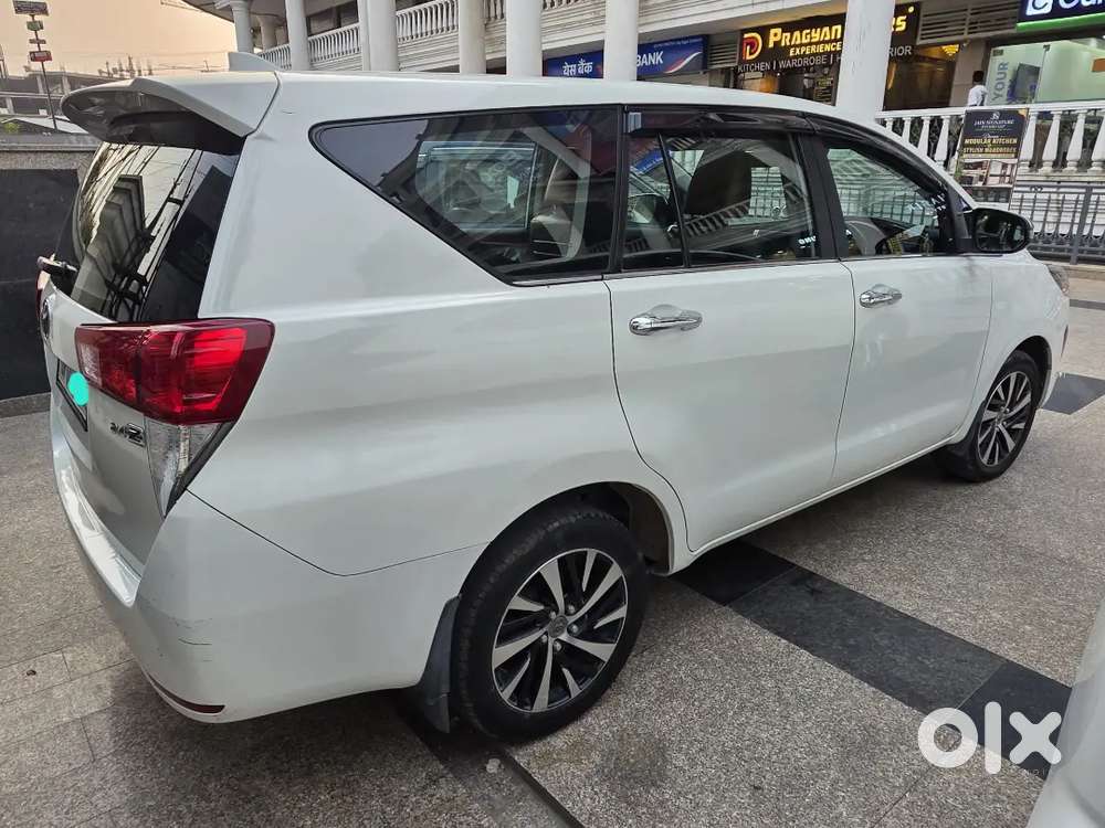 Innova Crysta Top Model Automatic Diesel