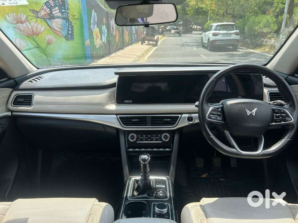 Mahindra Xuv700 2.2 Ax 5 Diesel Mt 7 Str, 2021, Diesel