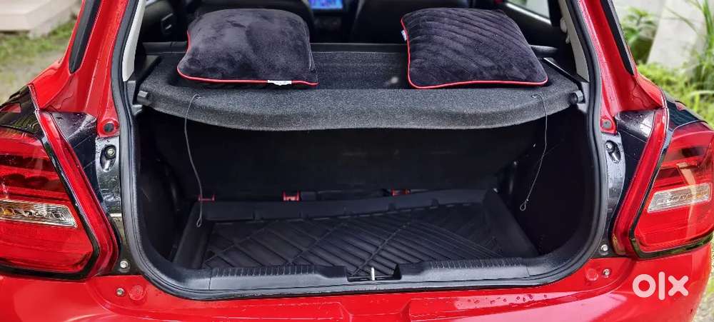 Swift Vxi Automatic &ndash; December 2021 | Red Excellent Condition
