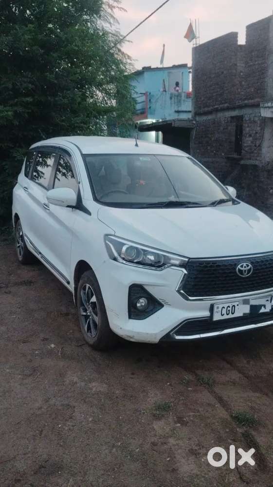 Toyota Rumion V Mt, 2025, Petrol