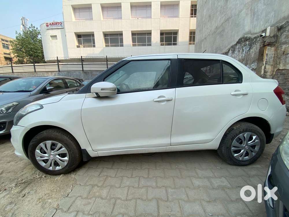 Maruti Suzuki Dzire 1.2 Vxi, 2015, Petrol
