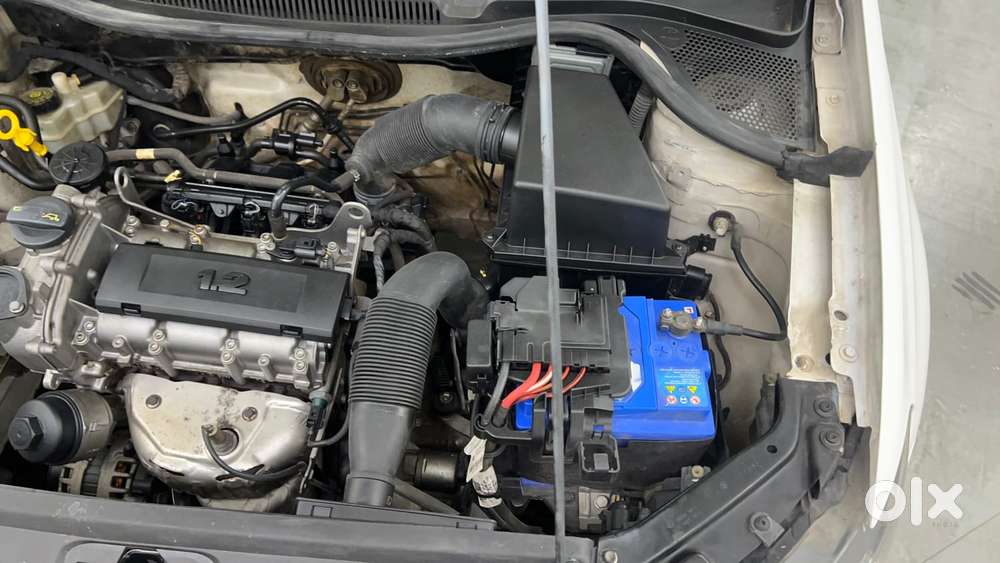 Volkswagen Polo Petrol Highline 1.2l, 2016, Petrol