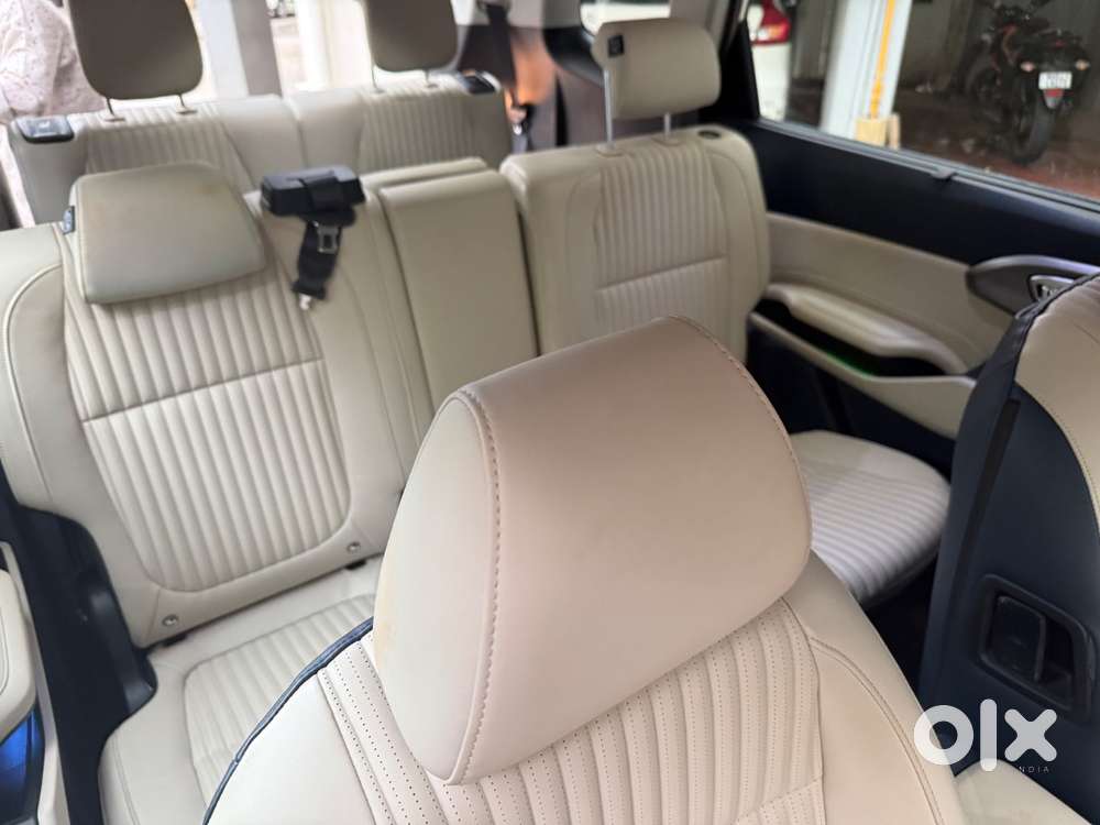 Kiacarensclavishtxplus1.5turbopetrol7strdct-july25-3888km-singleowner