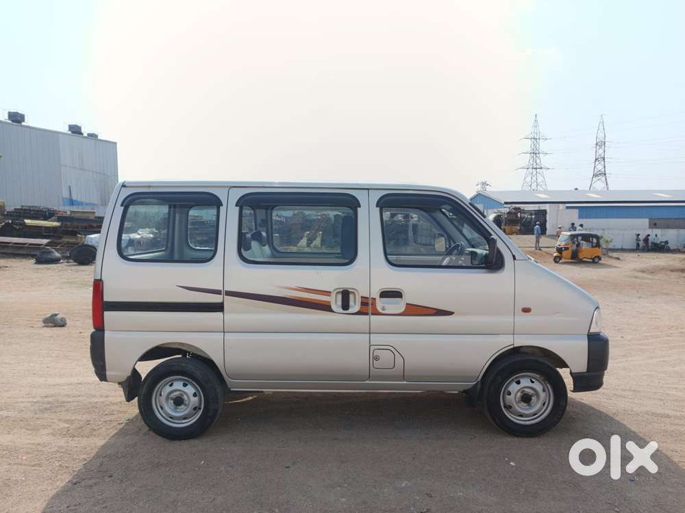 Maruti Suzuki Eeco 5 Str Ac (o), 2022, Petrol