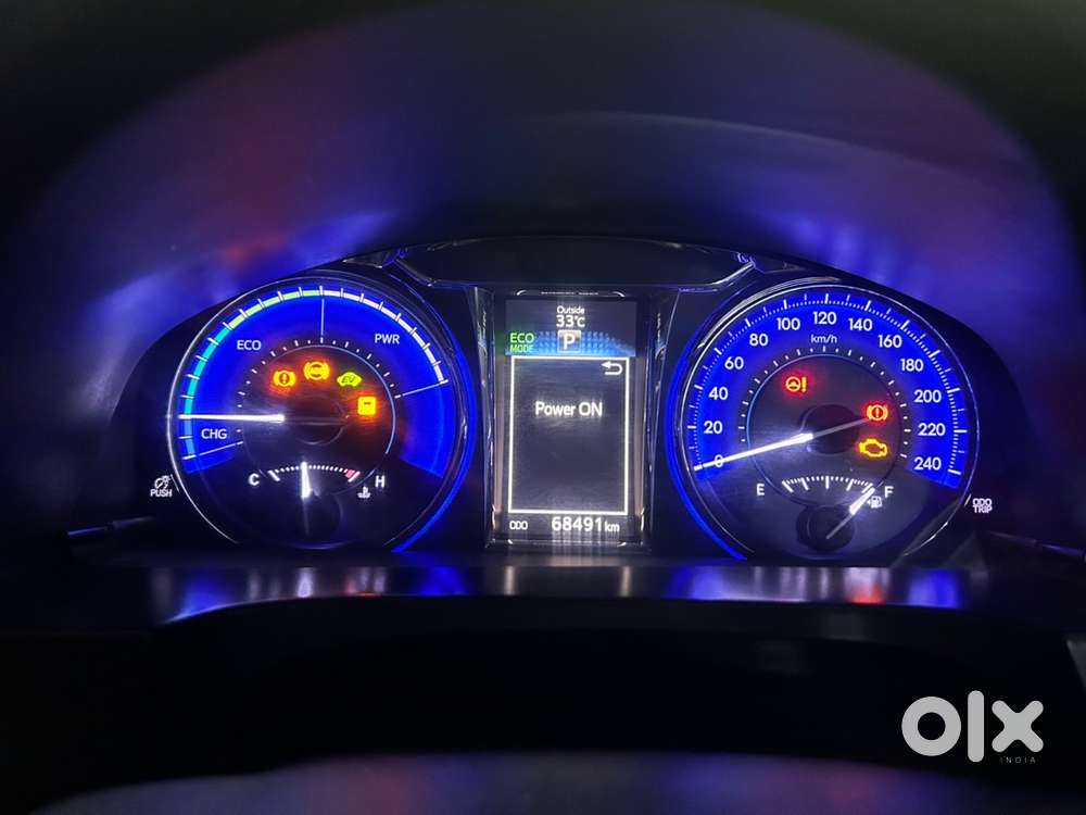 Toyota Camry Hybrid 2017