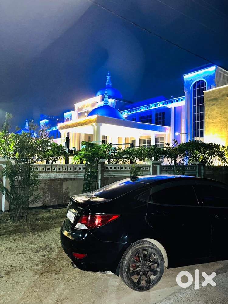 Hyundai Fluidic Verna 2011 Petrol 90000 Km Driven