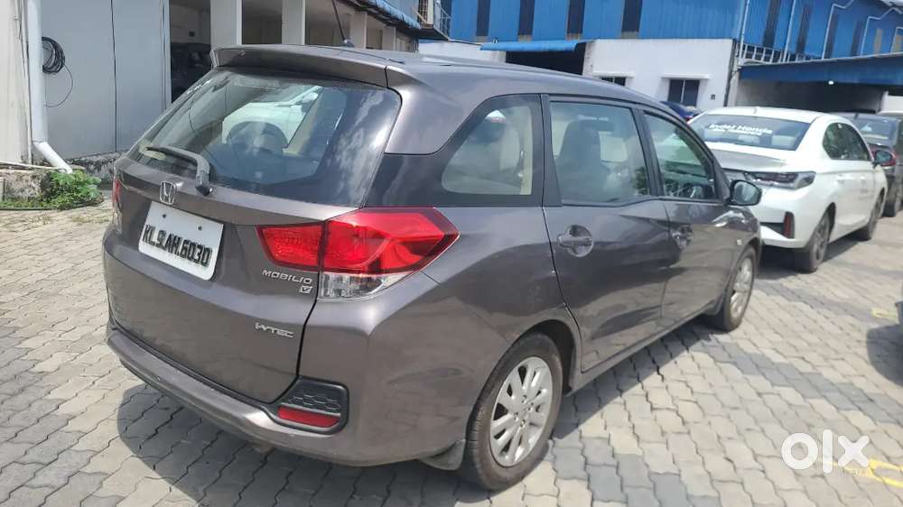 2014 Honda Mobilio 1.5 S I-vtec  Single Owner  1.08 Lakh Km