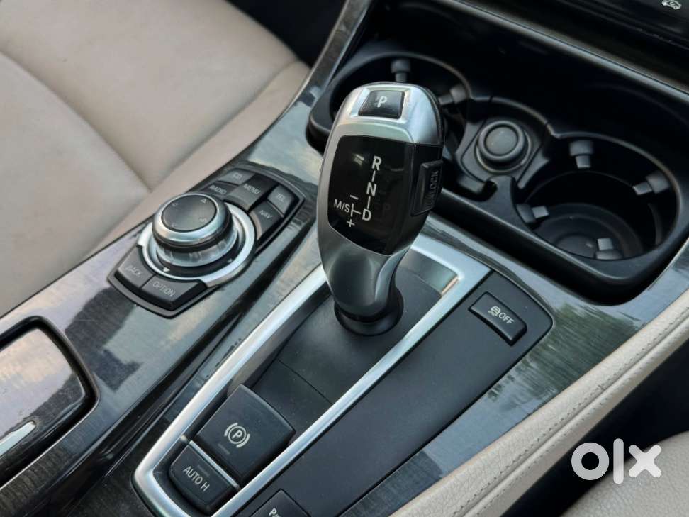 Bmw 5 Series 523i Sedan, 2012, Petrol