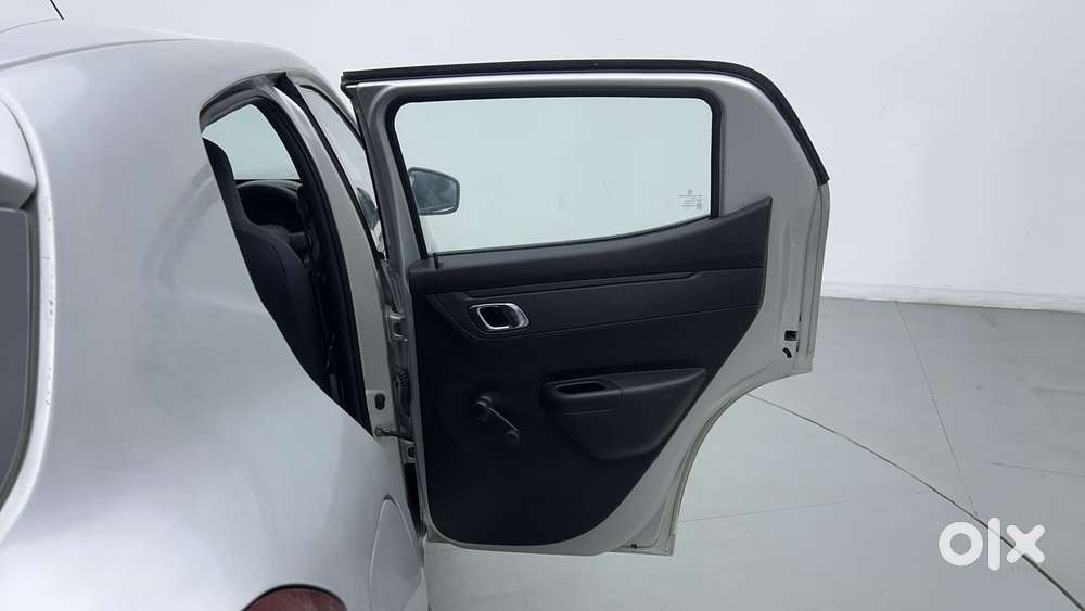 Renault Kwid 2019-ongoing 1.0 Rxt (o), 2019, Petrol