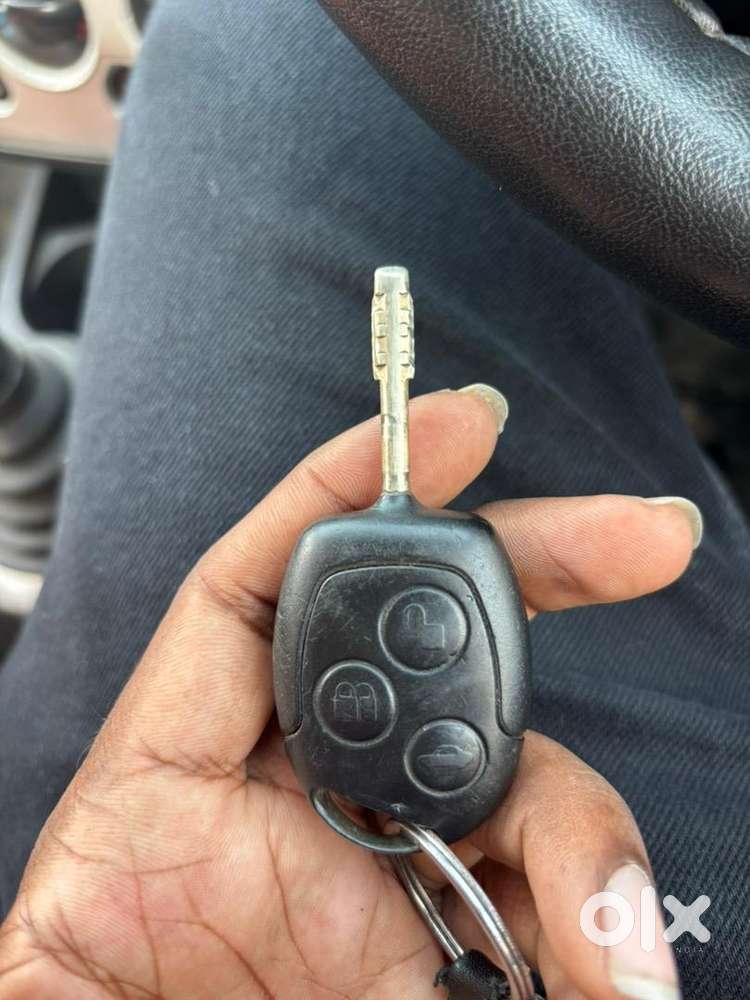 Ford Figo 2012 Diesel 60000 Km Driven