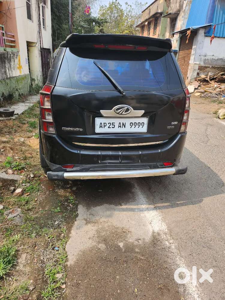 Mahindra Xuv500 2013 Diesel 128000 Km Driven