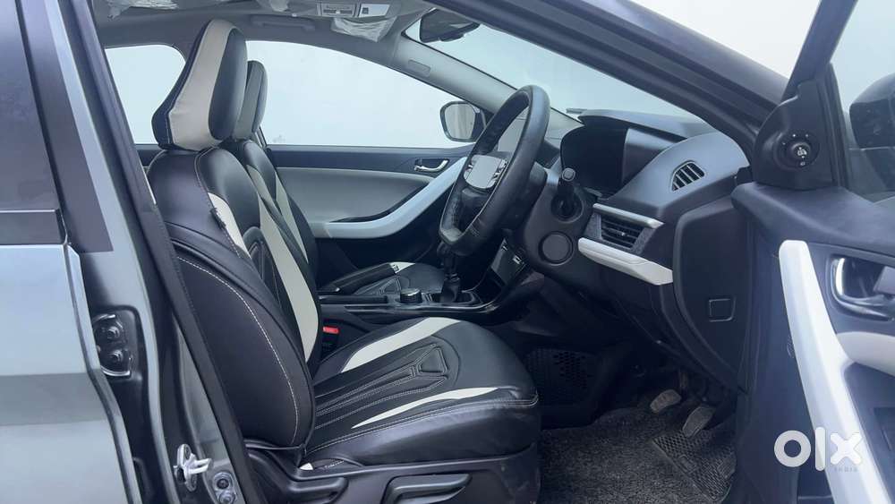 Tata Nexon Creative Plus S 1.2 Revotron Petrol 6 Mt, 2024, Petrol