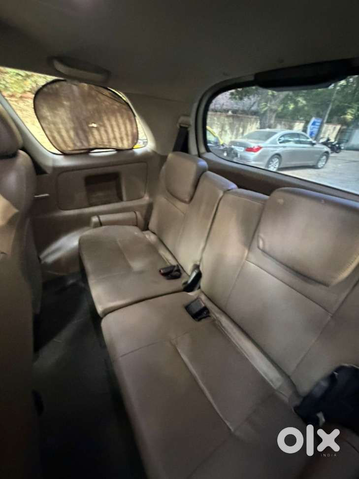 Toyota Innova 2.5 G (diesel) 7 Seater Bs Iv, 2015, Diesel