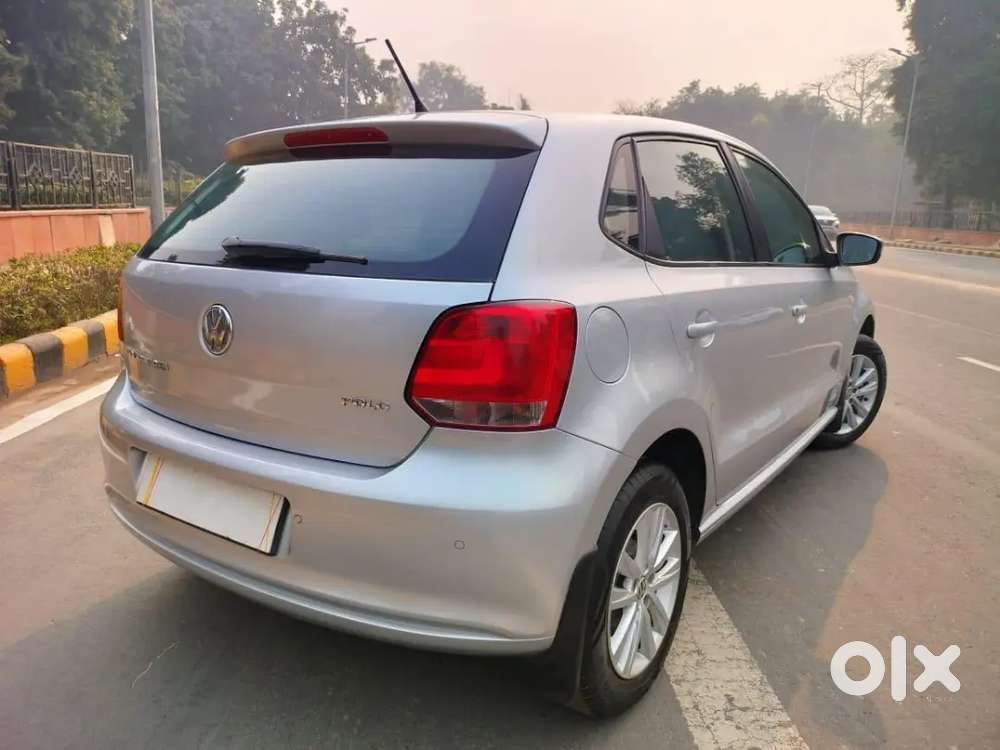 Volkswagen Polo Highline 2013 Car