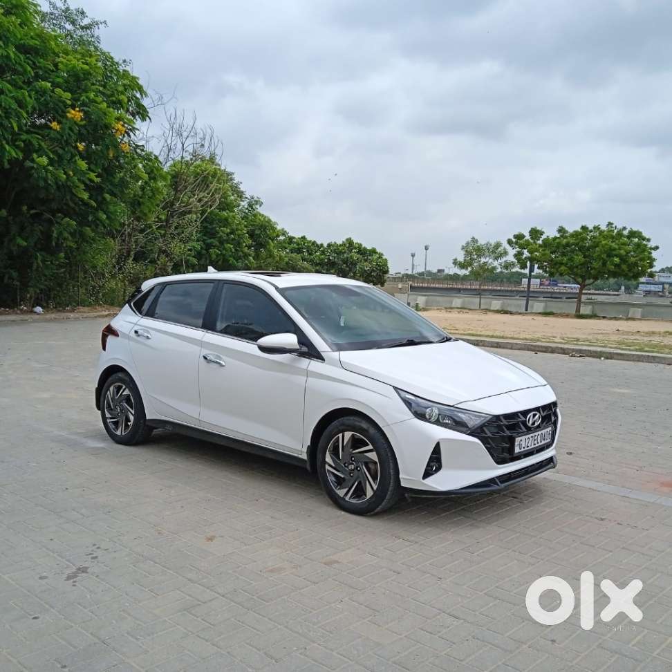 Hyundai New I20 1.2 Asta (o) Mt, 2023, Petrol