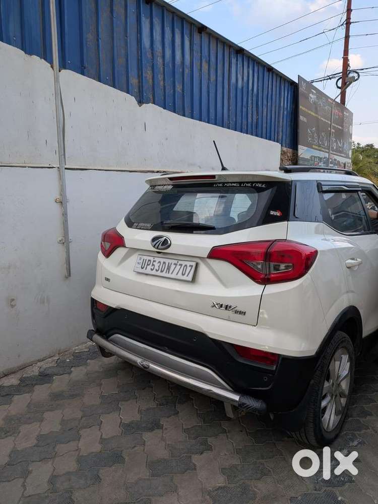 Mahindra Xuv300 Turbosport 2020 Diesel 140000 Km Driven