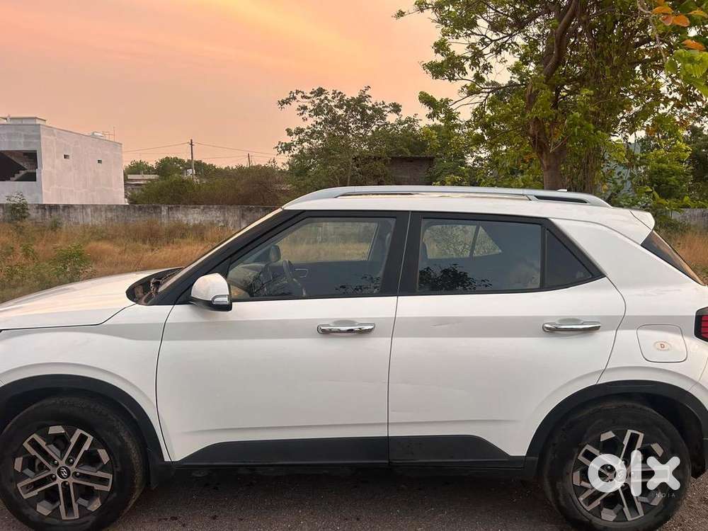 Hyundai Venue 2023 Diesel Good Condition
