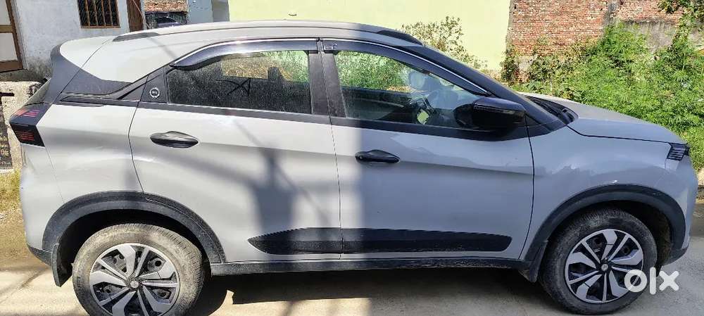 Tata Nexon 2024 Petrol 30000 Km Driven