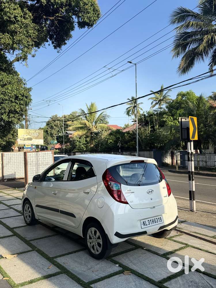 Hyundai Eon Magna Optional, 2015, Petrol