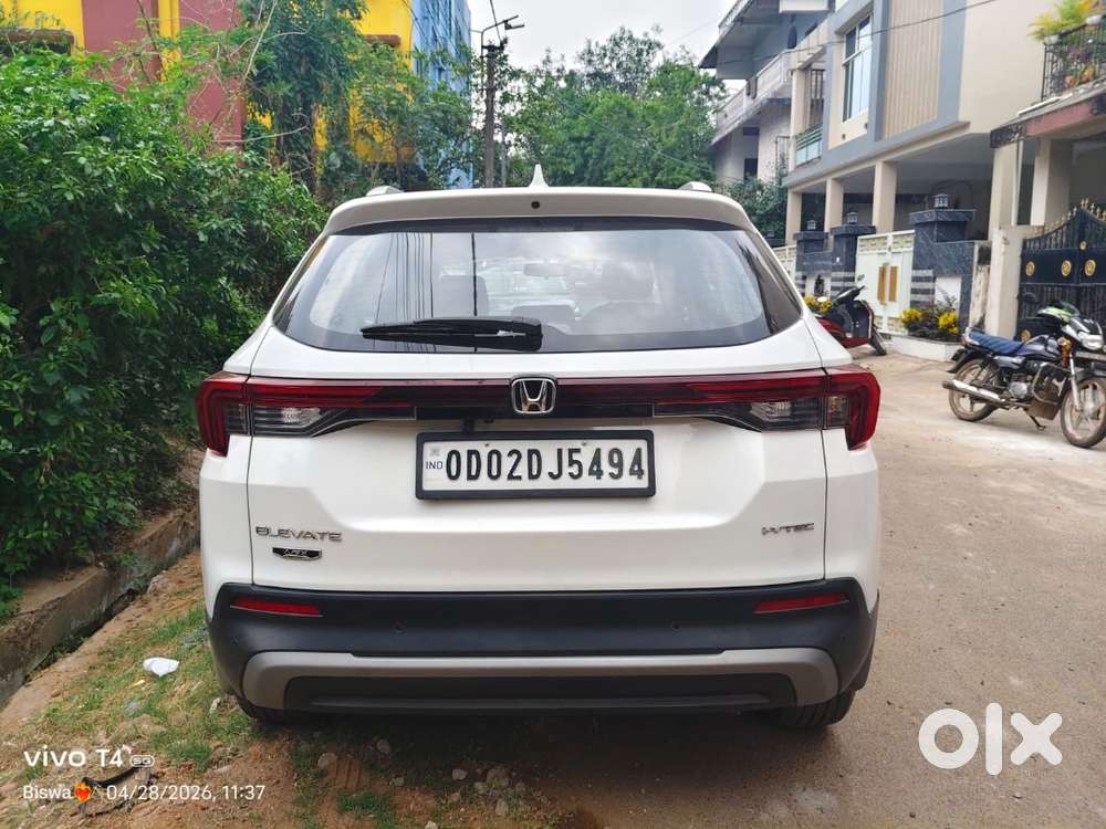 Brand New Car , Some Interior Work & 360 • Degree Camera